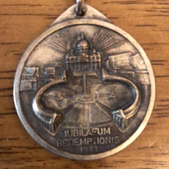 Pope Jone Paul II Catholic Religion Christian Keychain - Picture 4 of 4